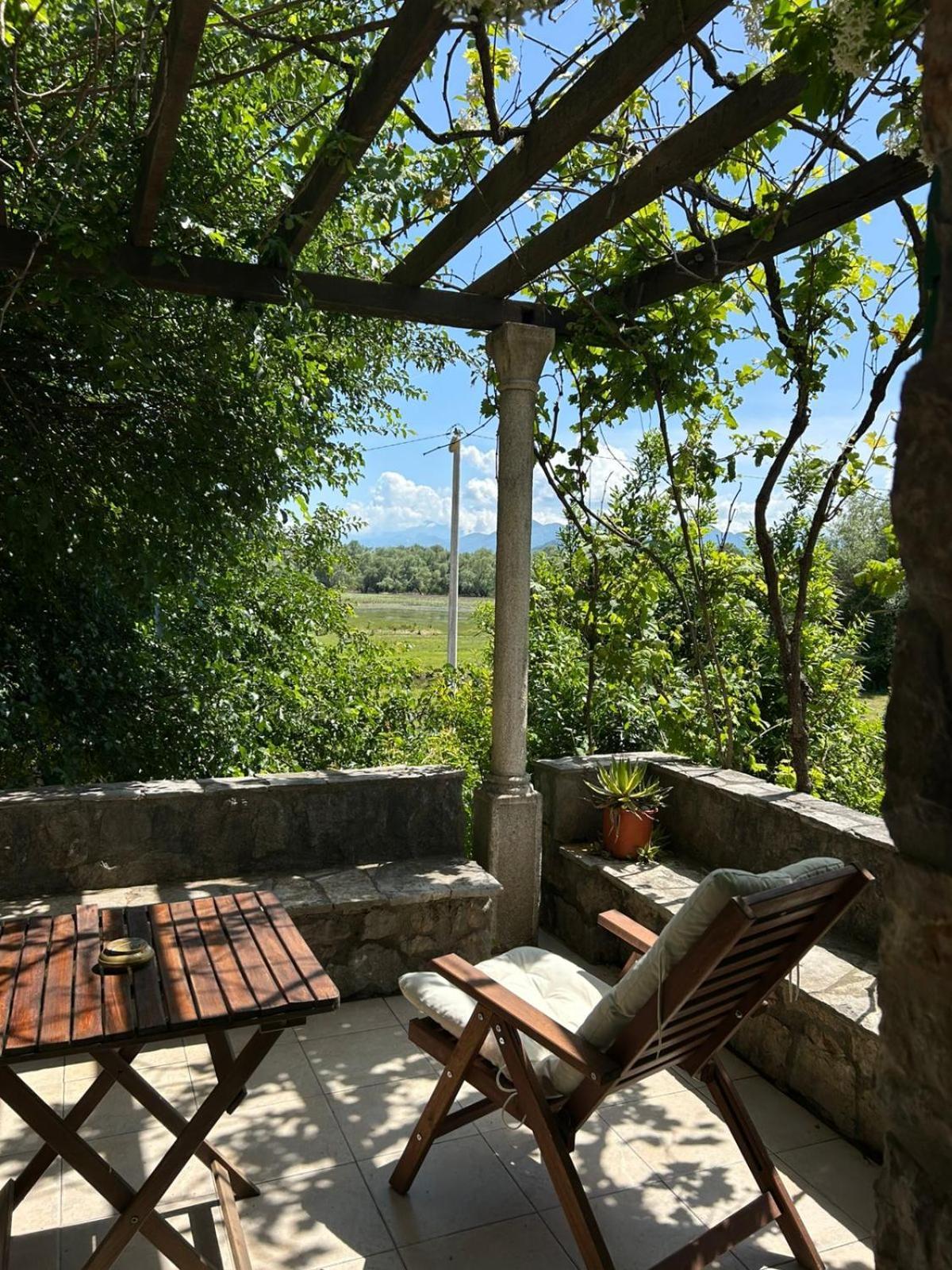 Lake House Puro Dodosi Extérieur photo